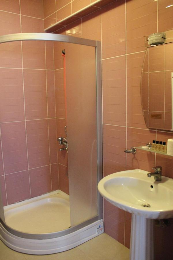 Hotel Ennis Inn Tekirdağ Bagian luar foto